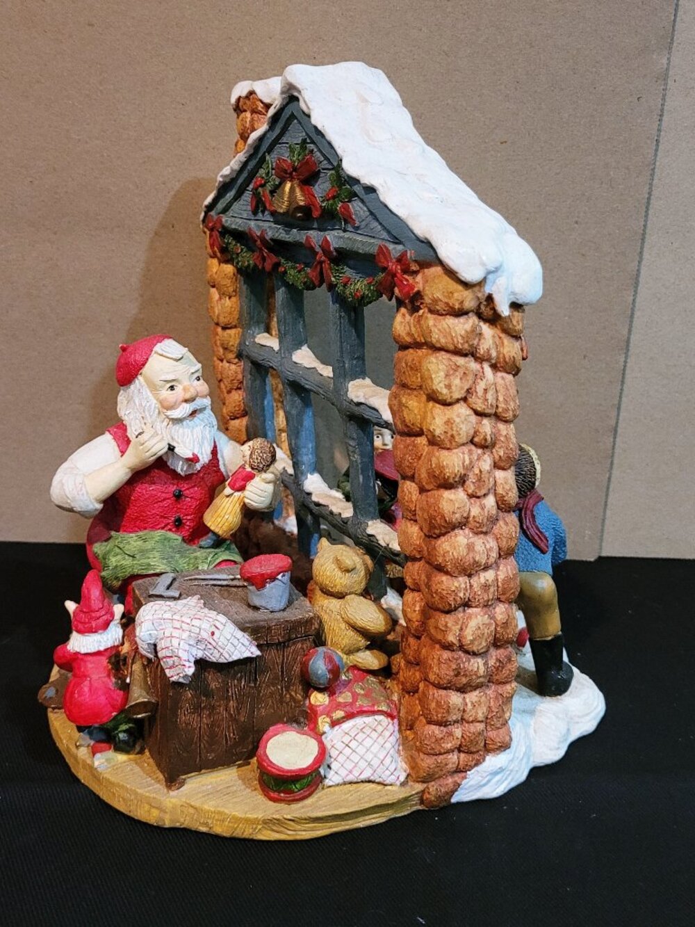 Vintage Santa’s Workshop Window Figurine 3D Heavy Resin Christmas Cabin Decor